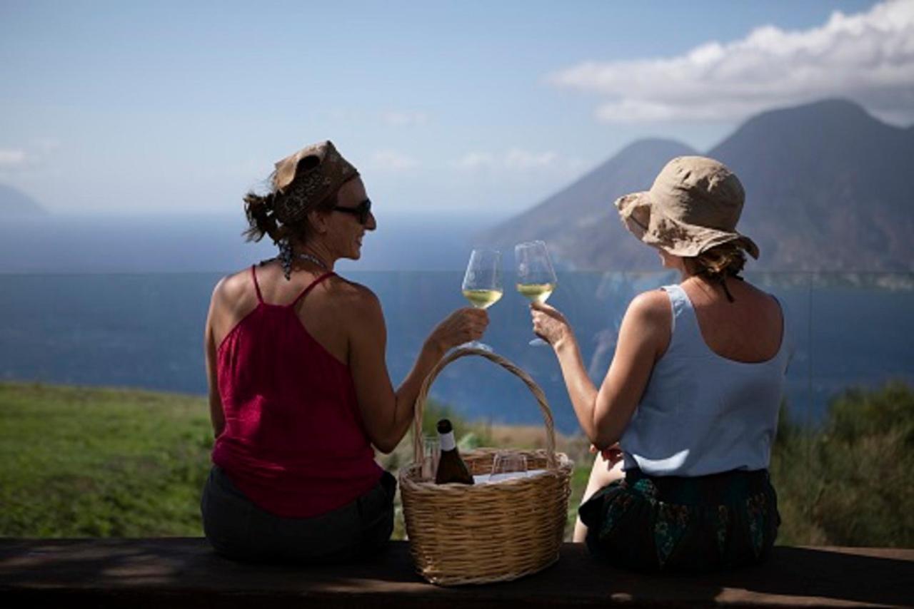Tenuta Di Castellaro Winery & Resort Lipari  Exterior foto